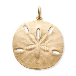 Sand Dollar Pendant in 14K Yellow Gold