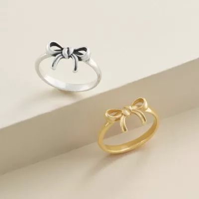 Delicate Bow Ring in Sterling Silver - Image 3