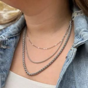 Petite Chain Layers